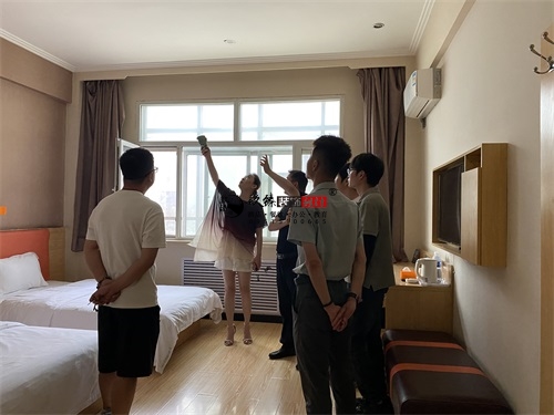 yƵO(sh)Ӌ(j)b(xing)Ŀ|N鹤b